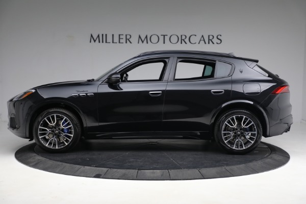 New 2023 Maserati Grecale Modena for sale $77,295 at Bugatti of Greenwich in Greenwich CT 06830 3