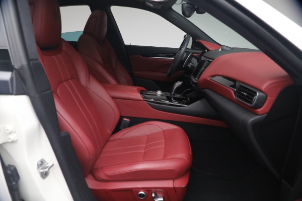 Used 2023 Maserati Levante GT for sale $46,900 at Bugatti of Greenwich in Greenwich CT 06830 16
