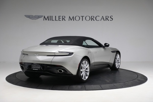 Used 2019 Aston Martin DB11 Volante for sale $141,900 at Bugatti of Greenwich in Greenwich CT 06830 16