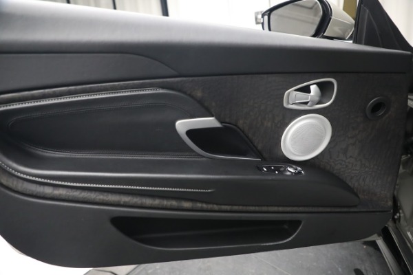 Used 2019 Aston Martin DB11 Volante for sale $141,900 at Bugatti of Greenwich in Greenwich CT 06830 24