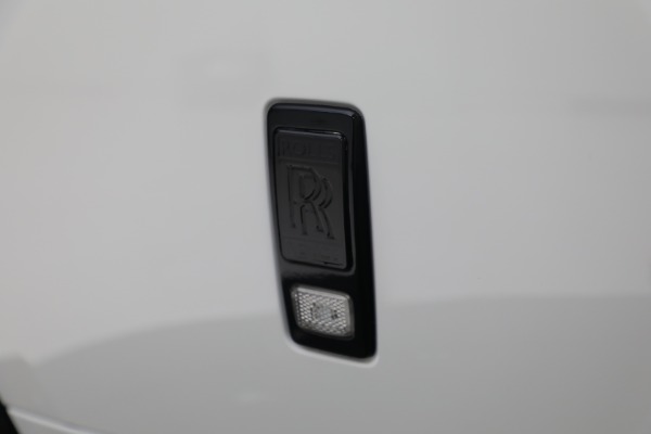 Used 2014 Rolls-Royce Wraith for sale Sold at Bugatti of Greenwich in Greenwich CT 06830 25