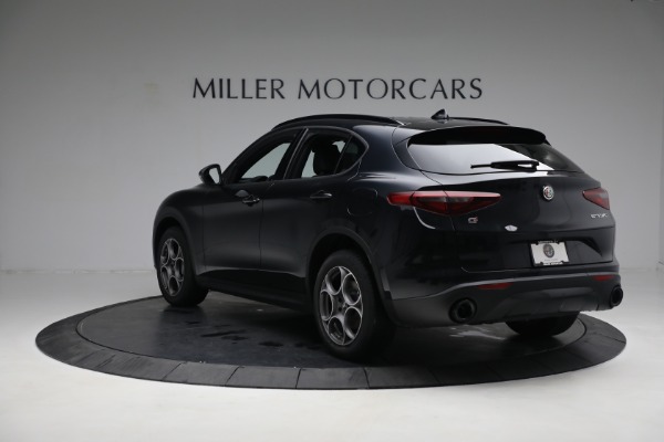 New 2023 Alfa Romeo Stelvio Sprint for sale Sold at Bugatti of Greenwich in Greenwich CT 06830 5