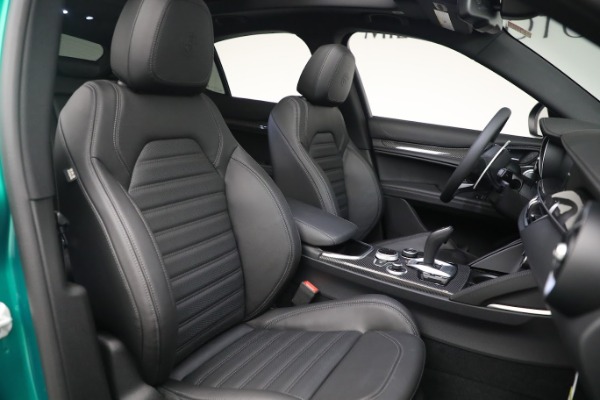 New 2023 Alfa Romeo Stelvio Quadrifoglio for sale $87,460 at Bugatti of Greenwich in Greenwich CT 06830 22