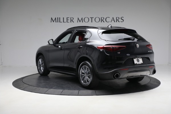 New 2023 Alfa Romeo Stelvio Sprint for sale Sold at Bugatti of Greenwich in Greenwich CT 06830 5