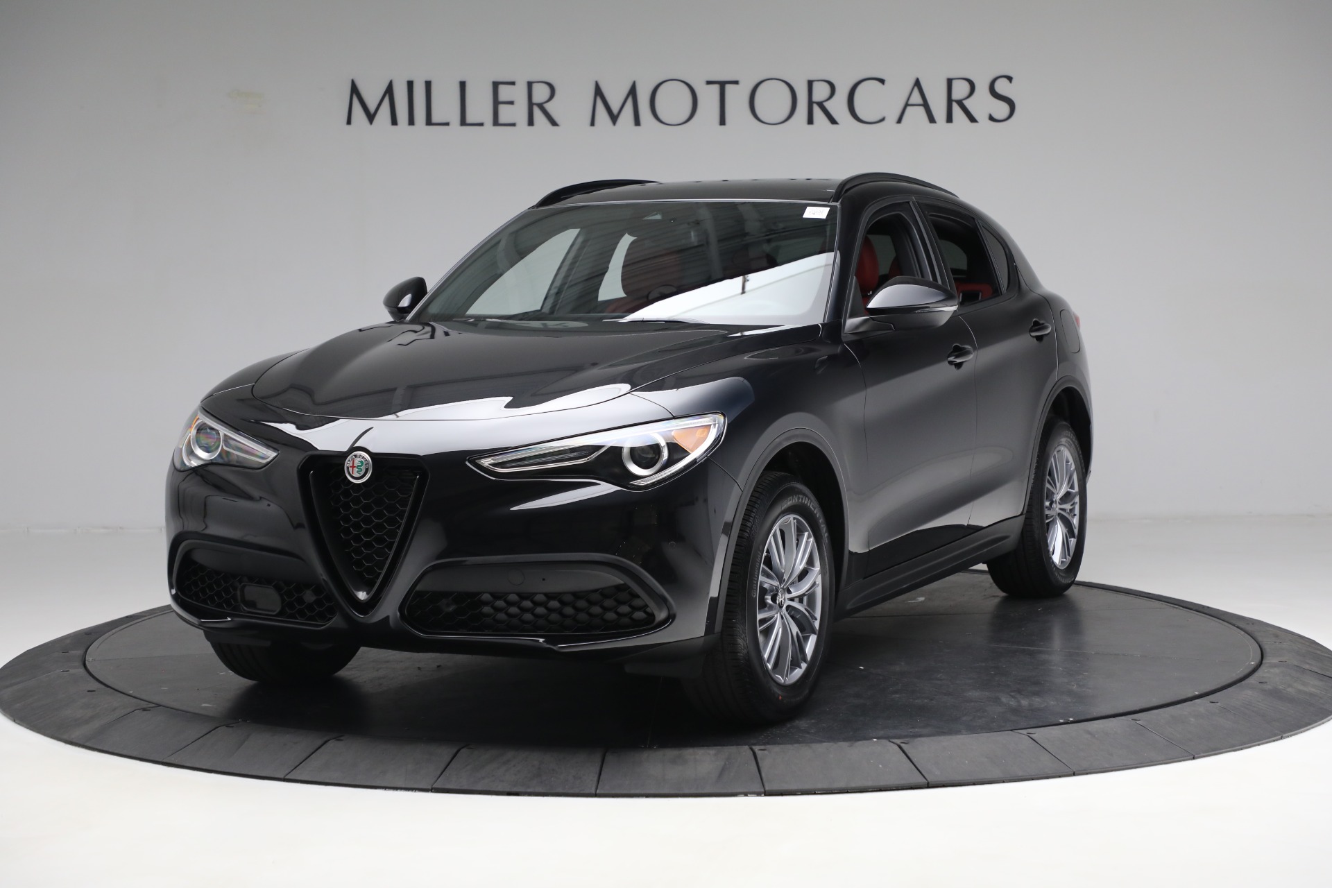 New 2023 Alfa Romeo Stelvio Sprint for sale Sold at Bugatti of Greenwich in Greenwich CT 06830 1