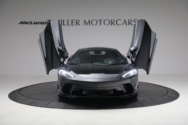 New 2023 McLaren GT Luxe for sale Sold at Bugatti of Greenwich in Greenwich CT 06830 19