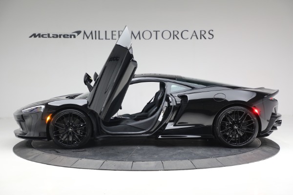 New 2023 McLaren GT Luxe for sale $218,290 at Bugatti of Greenwich in Greenwich CT 06830 21