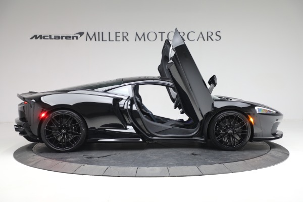 New 2023 McLaren GT Luxe for sale $218,290 at Bugatti of Greenwich in Greenwich CT 06830 25