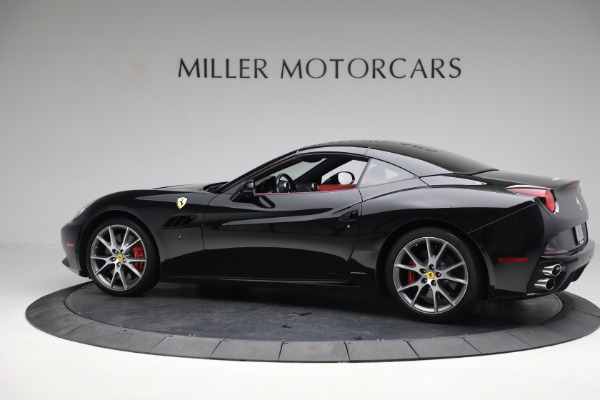 Used 2013 Ferrari California 30 for sale Sold at Bugatti of Greenwich in Greenwich CT 06830 15