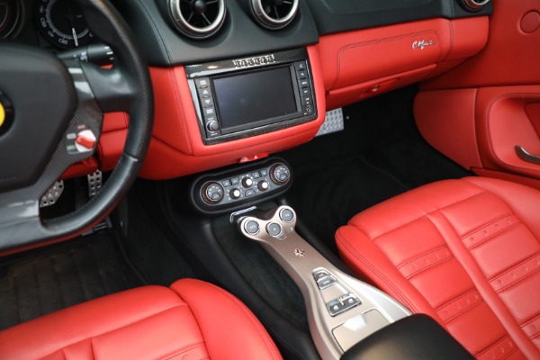 Used 2013 Ferrari California 30 for sale Sold at Bugatti of Greenwich in Greenwich CT 06830 25