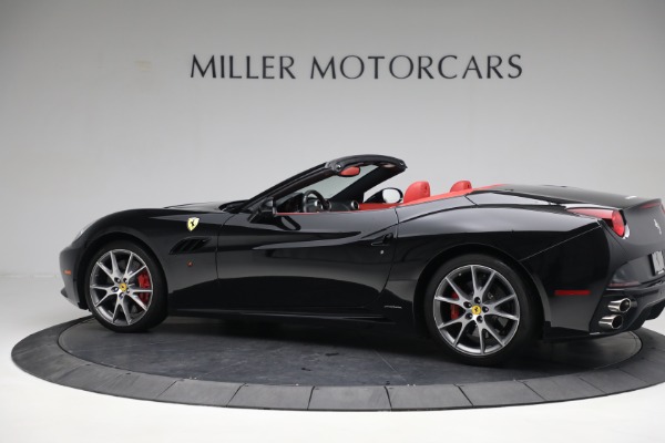 Used 2013 Ferrari California 30 for sale $134,900 at Bugatti of Greenwich in Greenwich CT 06830 4
