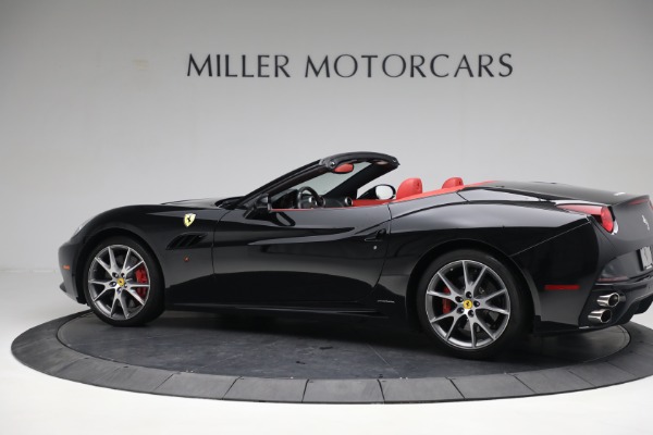 Used 2013 Ferrari California 30 for sale Sold at Bugatti of Greenwich in Greenwich CT 06830 4