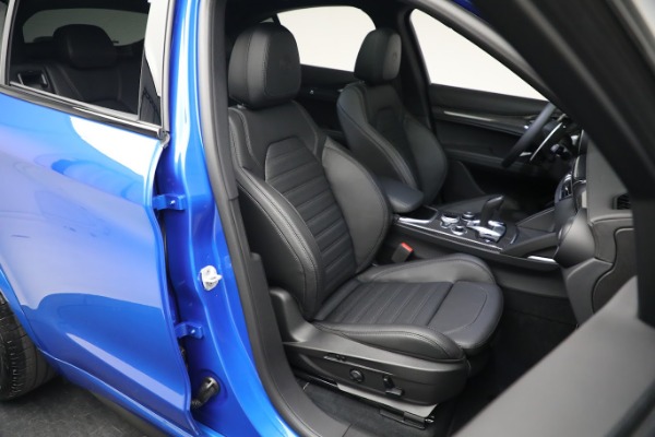 New 2023 Alfa Romeo Stelvio Quadrifoglio for sale $79,900 at Bugatti of Greenwich in Greenwich CT 06830 15