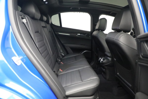New 2023 Alfa Romeo Stelvio Quadrifoglio for sale $79,900 at Bugatti of Greenwich in Greenwich CT 06830 17