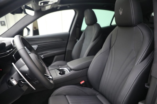 New 2023 Maserati Grecale Modena for sale Call for price at Bugatti of Greenwich in Greenwich CT 06830 15