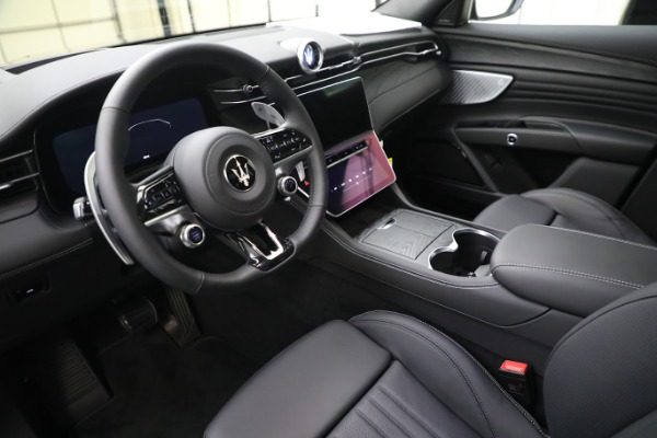 New 2023 Maserati Grecale Modena for sale Call for price at Bugatti of Greenwich in Greenwich CT 06830 20