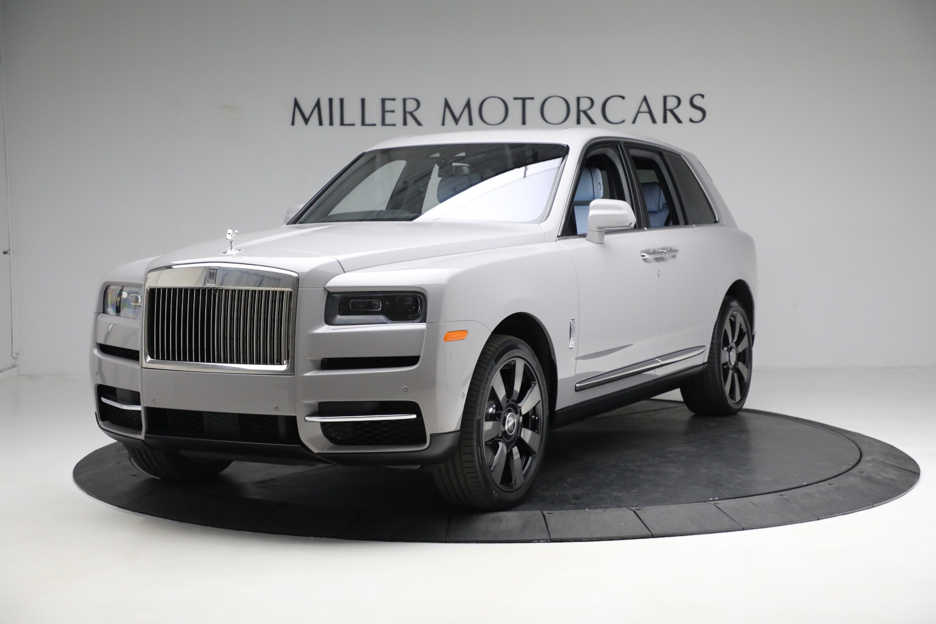 New 2023 Rolls-Royce Cullinan for sale Sold at Bugatti of Greenwich in Greenwich CT 06830 1