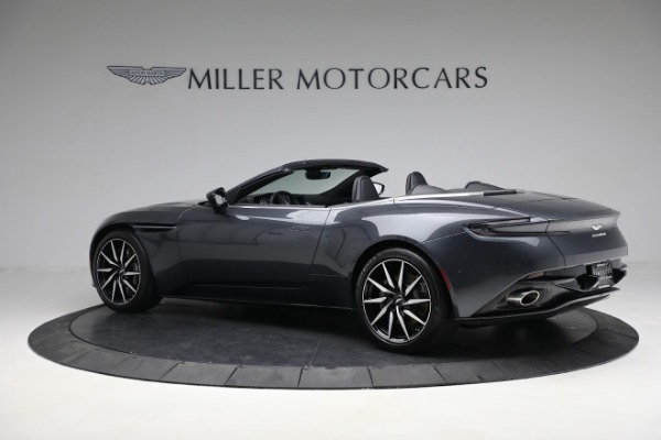 Used 2019 Aston Martin DB11 Volante for sale $141,900 at Bugatti of Greenwich in Greenwich CT 06830 3