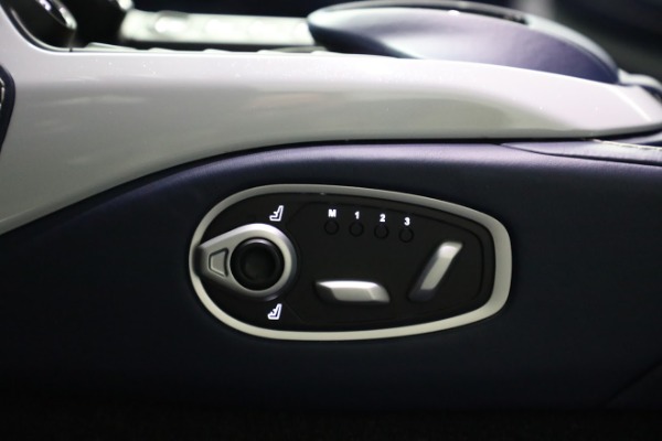Used 2020 Aston Martin Vantage for sale $104,900 at Bugatti of Greenwich in Greenwich CT 06830 24