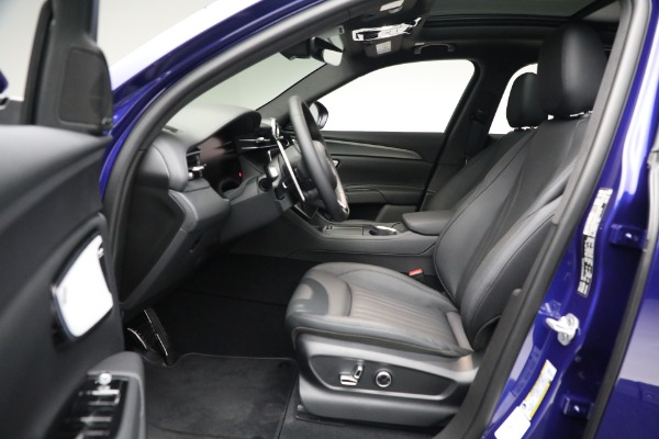 New 2023 Maserati Grecale GT for sale $72,095 at Bugatti of Greenwich in Greenwich CT 06830 15