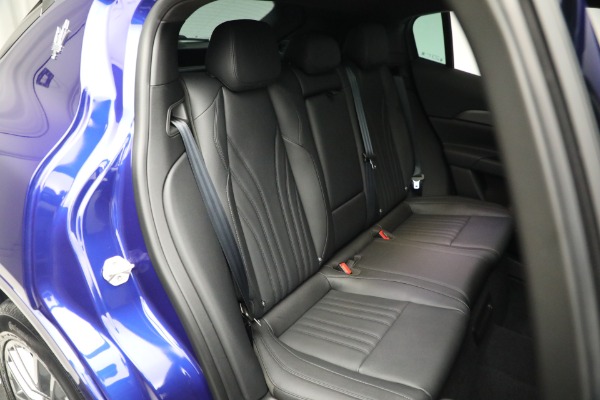New 2023 Maserati Grecale GT for sale $72,095 at Bugatti of Greenwich in Greenwich CT 06830 23