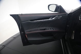 Used 2023 Maserati Ghibli Modena Q4 for sale $58,900 at Bugatti of Greenwich in Greenwich CT 06830 23