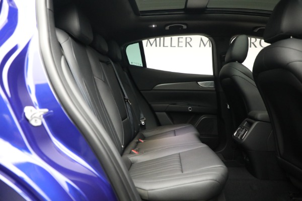 New 2023 Maserati Grecale GT for sale $72,095 at Bugatti of Greenwich in Greenwich CT 06830 21