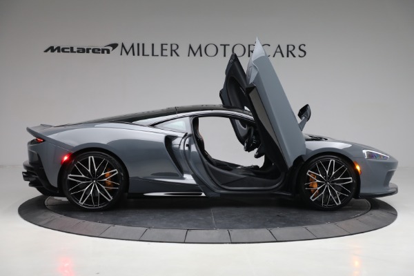 New 2023 McLaren GT Luxe for sale $244,330 at Bugatti of Greenwich in Greenwich CT 06830 20
