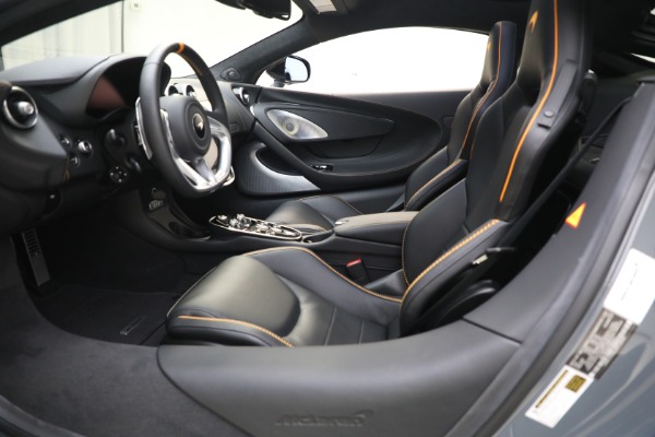 New 2023 McLaren GT Luxe for sale $244,330 at Bugatti of Greenwich in Greenwich CT 06830 23