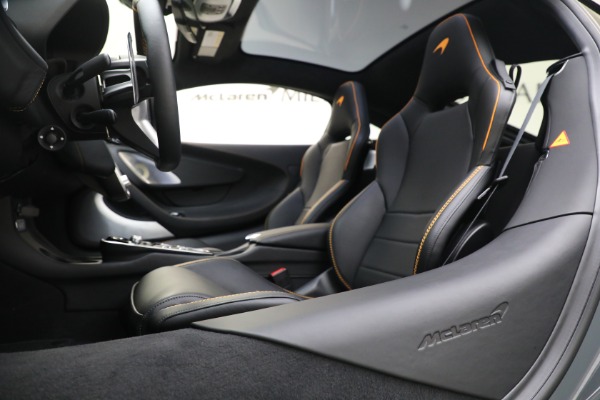 Used 2023 McLaren GT Luxe for sale $179,900 at Bugatti of Greenwich in Greenwich CT 06830 24