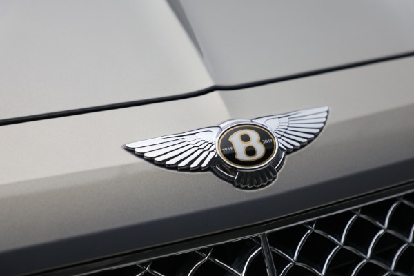 Used 2020 Bentley Bentayga V8 for sale Call for price at Bugatti of Greenwich in Greenwich CT 06830 12