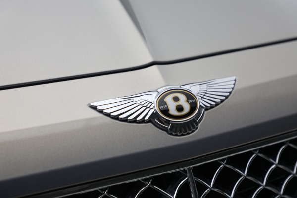 Used 2020 Bentley Bentayga V8 for sale Sold at Bugatti of Greenwich in Greenwich CT 06830 12