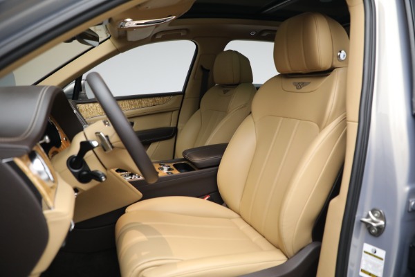 Used 2020 Bentley Bentayga V8 for sale Call for price at Bugatti of Greenwich in Greenwich CT 06830 17