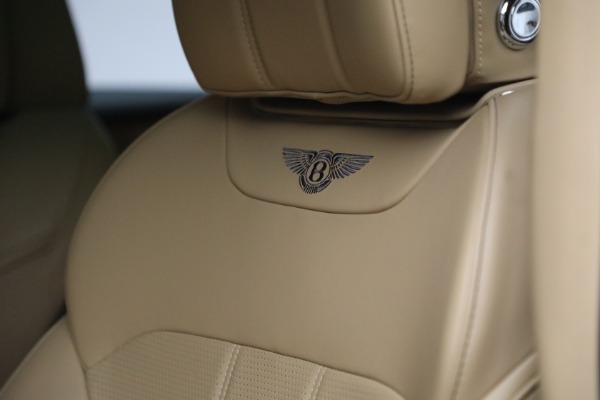 Used 2020 Bentley Bentayga V8 for sale Call for price at Bugatti of Greenwich in Greenwich CT 06830 18