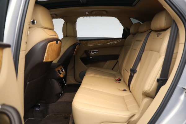 Used 2020 Bentley Bentayga V8 for sale Call for price at Bugatti of Greenwich in Greenwich CT 06830 20