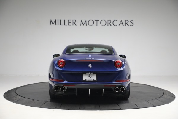 Used 2016 Ferrari California T for sale Sold at Bugatti of Greenwich in Greenwich CT 06830 18