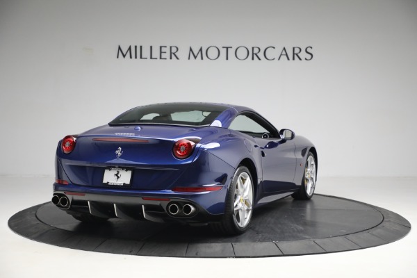 Used 2016 Ferrari California T for sale Sold at Bugatti of Greenwich in Greenwich CT 06830 19