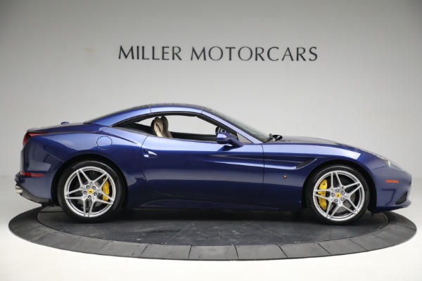 Used 2016 Ferrari California T for sale Sold at Bugatti of Greenwich in Greenwich CT 06830 21