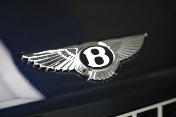 New 2023 Bentley Bentayga EWB V8 for sale $259,345 at Bugatti of Greenwich in Greenwich CT 06830 15