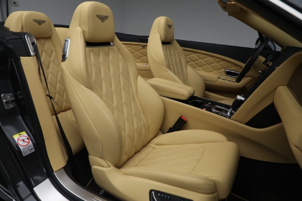 Used 2014 Bentley Continental GT Speed for sale $133,900 at Bugatti of Greenwich in Greenwich CT 06830 28