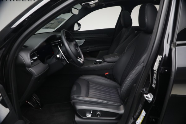Used 2023 Maserati Grecale GT for sale $40,900 at Bugatti of Greenwich in Greenwich CT 06830 13