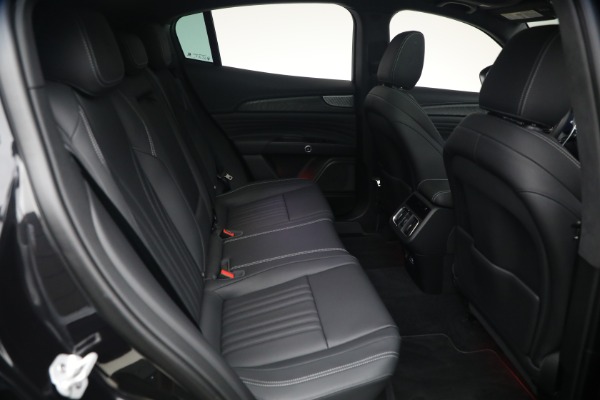 Used 2023 Maserati Grecale GT for sale $40,900 at Bugatti of Greenwich in Greenwich CT 06830 18