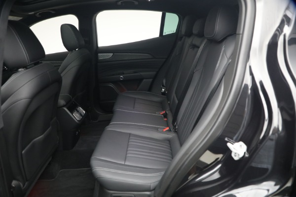 Used 2023 Maserati Grecale GT for sale $40,900 at Bugatti of Greenwich in Greenwich CT 06830 19
