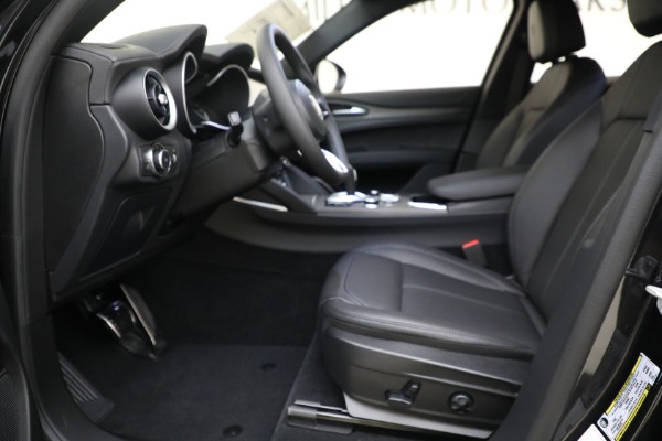 New 2023 Alfa Romeo Stelvio Ti for sale $60,550 at Bugatti of Greenwich in Greenwich CT 06830 14