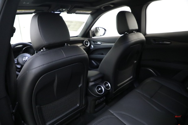 New 2023 Alfa Romeo Stelvio Ti for sale $60,550 at Bugatti of Greenwich in Greenwich CT 06830 20