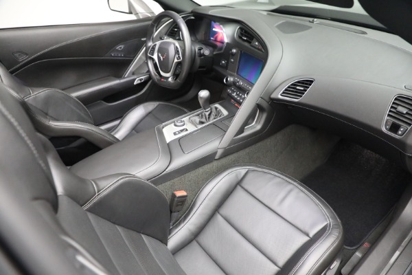 Used 2015 Chevrolet Corvette Z06 for sale $79,900 at Bugatti of Greenwich in Greenwich CT 06830 18