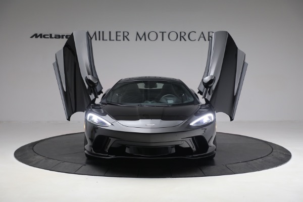 Used 2021 McLaren GT Luxe for sale $195,900 at Bugatti of Greenwich in Greenwich CT 06830 15