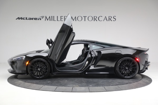 Used 2021 McLaren GT Luxe for sale Sold at Bugatti of Greenwich in Greenwich CT 06830 17