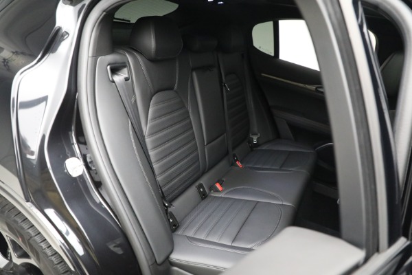 New 2023 Alfa Romeo Stelvio Estrema for sale $63,250 at Bugatti of Greenwich in Greenwich CT 06830 21