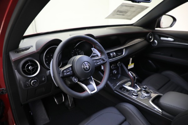 New 2023 Alfa Romeo Stelvio Estrema for sale $63,465 at Bugatti of Greenwich in Greenwich CT 06830 16